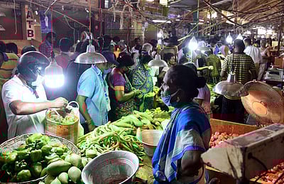 கோயம்பேடு பழச்சந்தை, மலர் அங்காடிகள் மாதவரத்திற்கு மாற்றம்