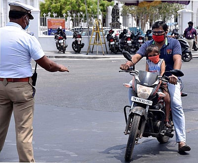 தமிழகத்தில் 144 தடை உத்தரவை மீறியதாக 2,45,097 வழக்குகள் பதிவு