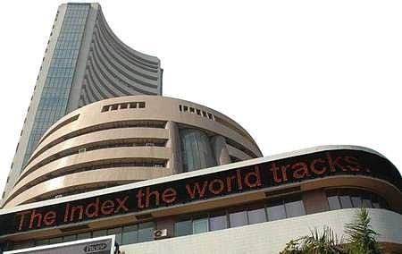 பங்குச் சந்தையில் எழுச்சி: சென்செக்ஸ் 499 புள்ளிகள் உயர்வு!