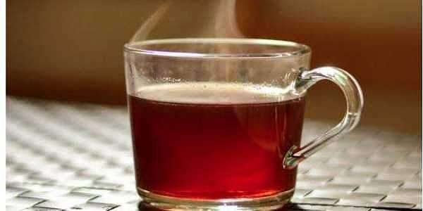 ஒரு கோப்பை தேநீரால் பரவிய கரோனா: கடும் தேடலுக்குப் பின் கண்டுபிடித்த காவல்துறை