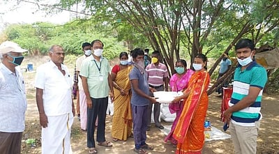 திமிரியில் வெளிமாநில தொழிலாளர்களுக்கு நிவாரண உதவி வழங்கல்