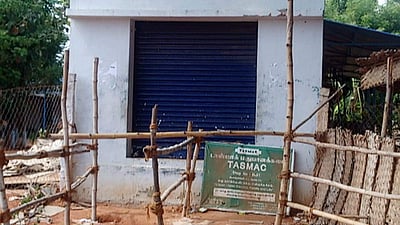 டாஸ்மாக் கடையில் பூட்டை உடைத்து மது பாட்டில்கள் திருட்டு