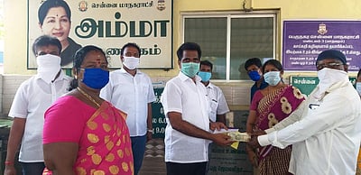 புழல் பகுதி அம்மா உணவகங்களுக்கு நிதியுதவி