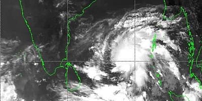 அம்பான் புயல் எப்போது, எங்கு கரையைக் கடக்கும்?