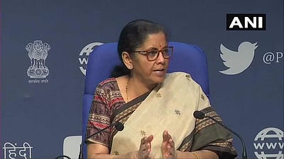 யூனியன் பிரதேசங்களில் தனியார்மயமாகும் மின் விநியோகம்: நிர்மலா சீதாராமன்