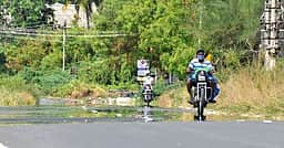 நிறுத்தப்பட்ட பெருந்துறை-சென்னிமலை நான்கு வழிச் சாலை பணி மீண்டும் தொடக்கம்- அதிகாரி தகவல்
