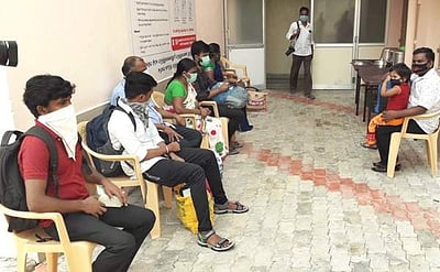 தூத்துக்குடியில் கரோனாவில் இருந்து மீண்ட 8 பேர் வீடு திரும்பினர்