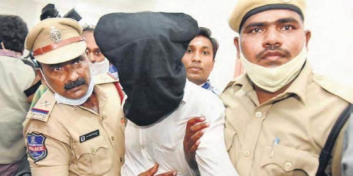 தெலங்கானா சம்பவம்: ஒரு கொலையை மறைக்க 9 பேரைக் கொன்றவர் கைது