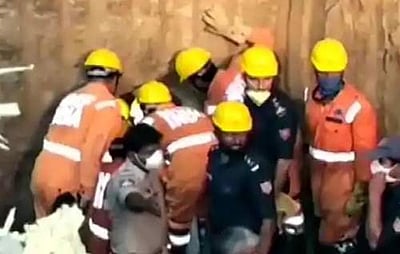 ம.பி.யில் ஆழ்துளைக் கிணற்றில் சிக்கிய 7 வயது சிறுவன் மீட்பு! 