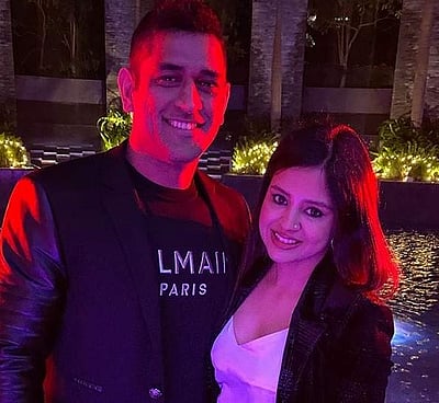 தோனி ஓய்வா?: கொந்தளித்த சாக்‌ஷி!