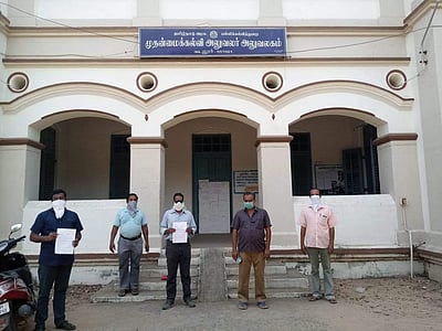 தனியார் பள்ளிகளில் ஆசிரியர்களுக்கு சம்பளம் குறைப்பு: நடவடிக்கை எடுக்க வலியுறுத்தல்