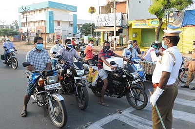 ஊரடங்கு உத்தரவுகளை மீறியதாக 5,62,233 வழக்குகள்