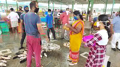 கோவையில் மீண்டும் இன்று முதல் மீன் மார்க்கெட்