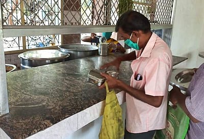 அம்மா உணவகங்களில் நாளை முதல் ஜூன் 30 வரை இலவசமாக உணவு: முதல்வர்