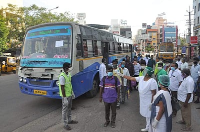 திருச்சியில் பேருந்துகள் இயக்கம் 