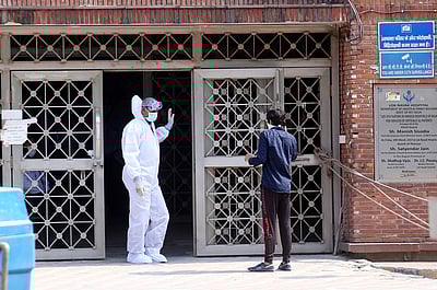 சென்னையில் கரோனா பாதிப்பிலும், இறப்பிலும் ராயபுரமே முதலிடம்