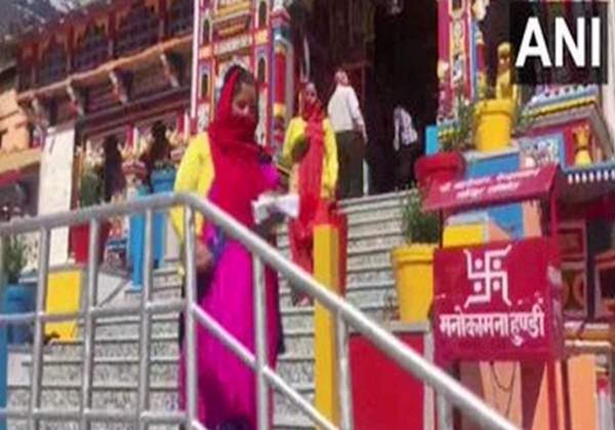 பத்ரிநாத் கோயிலில் உள்ளூர் கிராம மக்களுக்கு மட்டும் அனுமதி