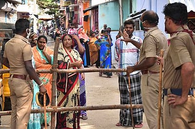 தனிமைப்படுத்தப்படுவோர் வெளியே சென்றால் வழக்குப் பதிவு: சென்னை மாநகராட்சி ஆணையர் 