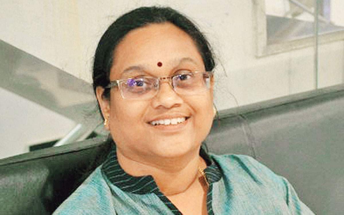 பாதிக்கப்படும் பெண்களுக்கு உதவும் "எவிட்'