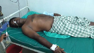 காவல் நிலையத்தில் காவலர்கள் தாக்குதல்: மனமுடைந்த இளைஞர் தற்கொலை முயற்சி