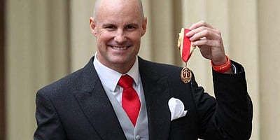 கிரிக்கெட் ஆஸ்திரேலியாவின் புதிய தலைமைச் செயல் அதிகாரியாகிறாரா இங்கிலாந்து முன்னாள் கேப்டன்?