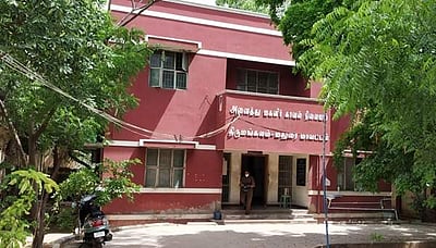 திருமங்கலம் அனைத்து மகளிர் காவல்நிலையம் மூடல்: கணினிப் பிரிவு காவலருக்கு கரோனா