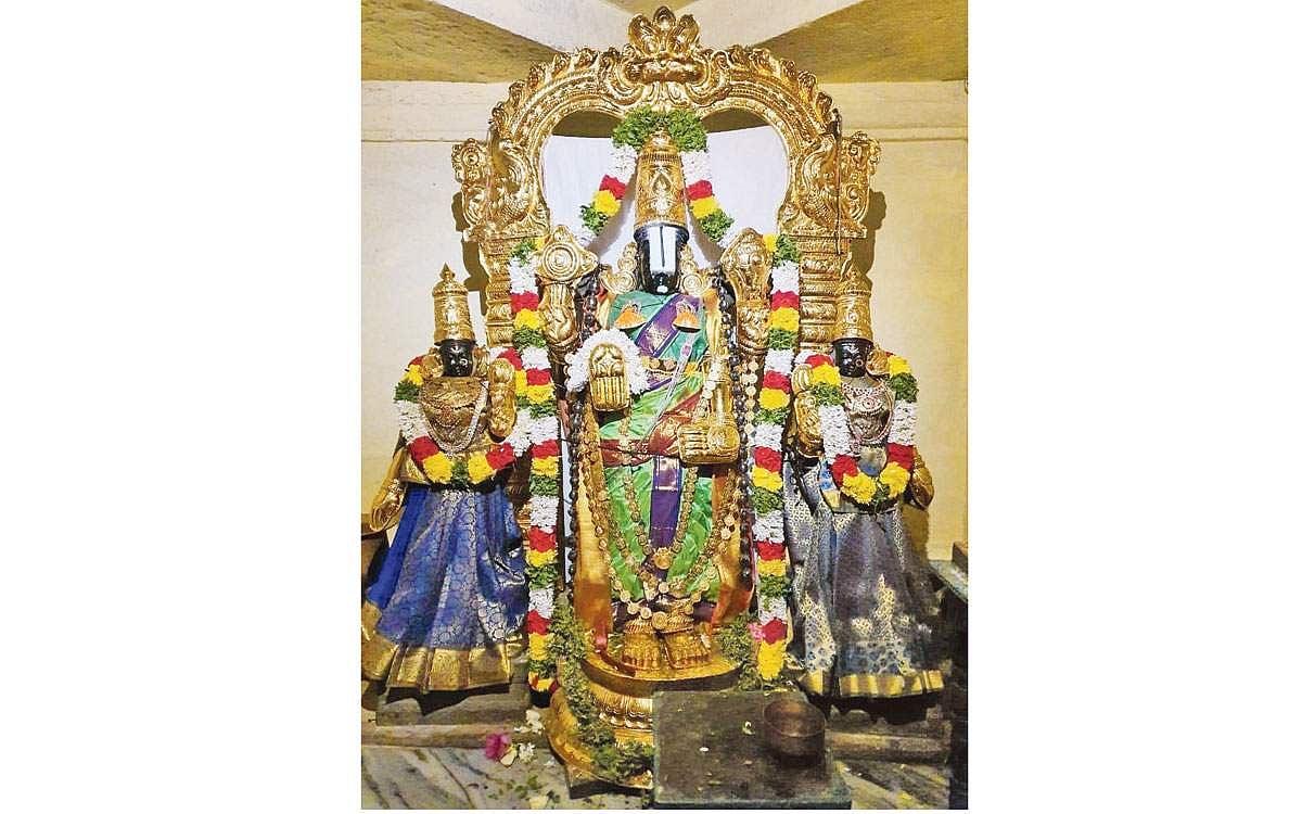 கருணை பொழியும் கஜேந்திர வரதராஜப் பெருமாள்