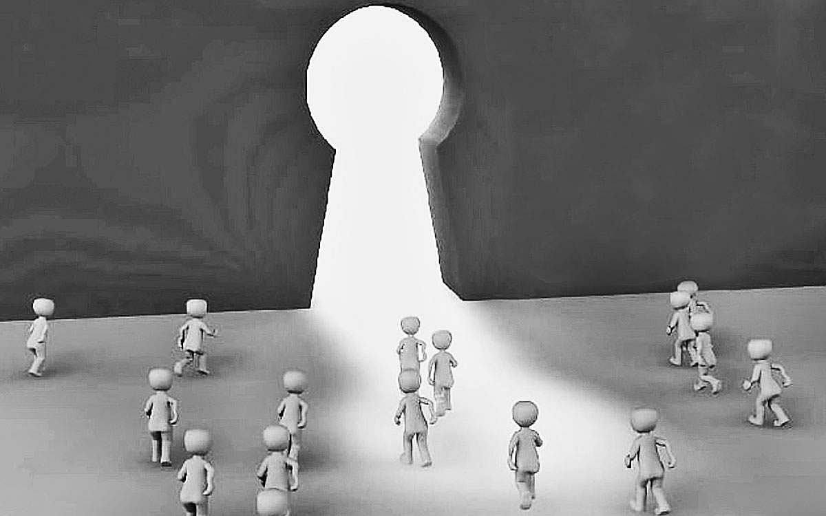 ஒப்பிடாதீர்கள்... பிறரோடு!