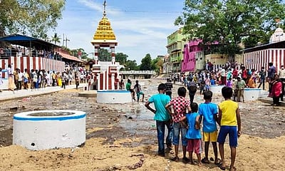 மயிலாடுதுறை துலாக்கட்டம் வந்தடைந்தது காவிரி நீர்