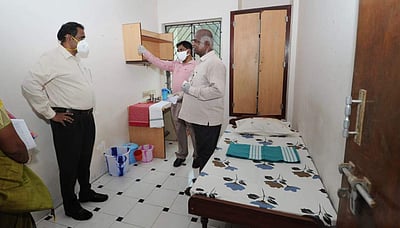 வெளிநாட்டில் இருந்து தமிழகத்திற்கு வரும் பயணிகளை தனிமைப்படுத்த தயார் நிலையில் 1140 தங்கும் அறைகள்