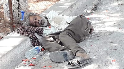 இறந்த முதியவரின் சடலத்தை அப்புறப்படுத்துவதில் அலட்சியம் காட்டிய திருப்பூர் மருத்துவக் கல்லூரி