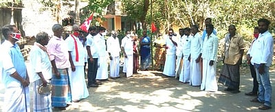 மாற்றுக் கட்சியினா் மாா்க்சிஸ்ட் கம்யூனிஸ்ட் கட்சியில் இணைந்தனா்