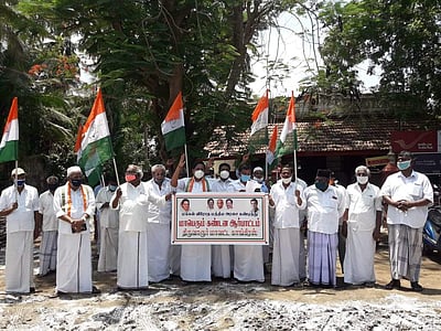 பெட்ரோல், டீசல் விலை உயர்வு: கூத்தாநல்லூரில் காங்கிரஸ் ஆர்ப்பாட்டம்