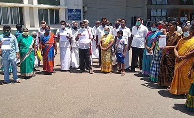 வீடுகளிலிருந்து பணியாற்றி வரும் பெண் தொழிலாளர்களுக்கு மாதம் ரூ.7,500 நிவாரணம்: ஏஐடியூசி வலியுறுத்தல்