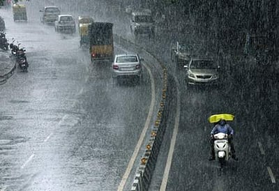 ஈரோடு மாவட்டத்தில் அணைப் பகுதியில் பரவலாக பெய்த மழை