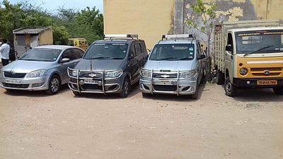 கார்கள் திருட்டு: பா.ம.க. நிர்வாகி கைது