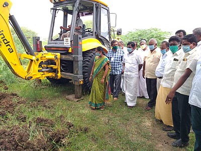 ஸ்ரீவில்லிபுத்தூர் அருகே ரூ. 70 லட்சம் மதிப்பீட்டில் குடிமராமத்து பணிகள் தொடக்கம்