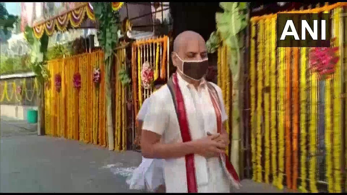 வழிபாட்டுக்காக திருப்பதி ஏழுமலையான் கோயில் திறக்கப்பட்டது