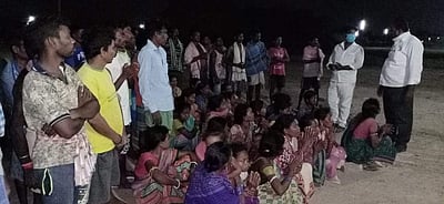 செங்கல் சூளை தொழிலாளர்கள் சொந்த மாநிலத்திற்கு அனுப்பிவைக்க வலியுறுத்தி போராட்டம்