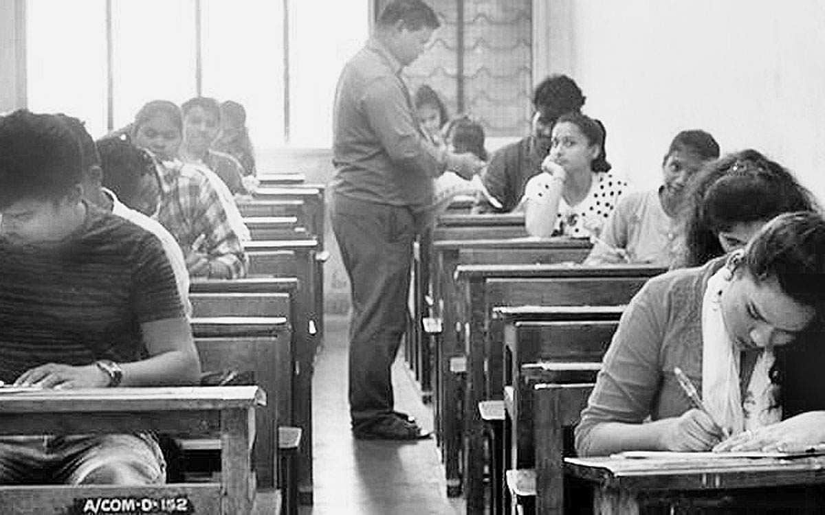 ஆங்கில இலக்கியம் கற்றால் அளவில்லா வேலைவாய்ப்புகள்!