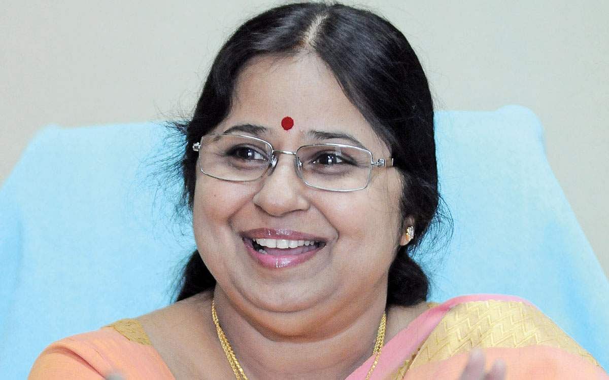 பொதுமுடக்கம் புது அனுபவம்: வீணை காயத்ரி