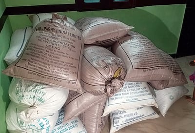 வெளிமாநிலங்களுக்கு ரேசன் அரிசி கடத்த முயற்சி: பெண் கைது