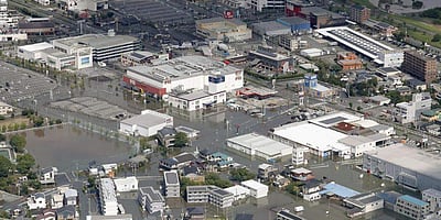 ஜப்பானில் கனமழை: வெள்ளப்பெருக்கில் சிக்கி பலியானோர் எண்ணிக்கை 66 ஆக உயர்வு