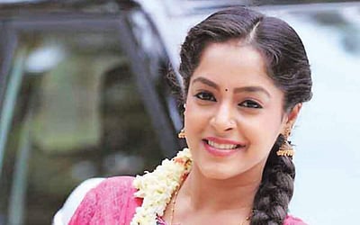 சின்னத்திரை மின்னல்கள்!: தமிழ் மக்கள் ஏற்றுக் கொண்டதில் மகிழ்ச்சி!