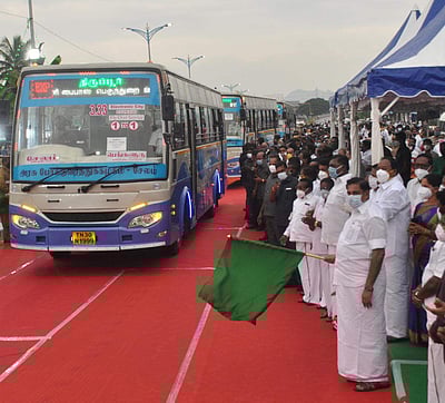 சேலம் கந்தம்பட்டி மேம்பாலத்தை திறந்து வைத்தார் முதல்வர் பழனிசாமி  