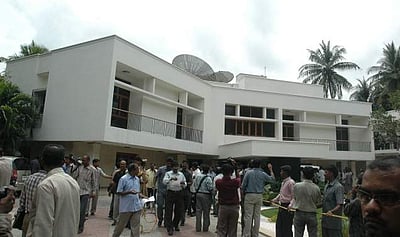 ஜெயலலிதாவின் போயஸ் கார்டனை நினைவு இல்லமாக மாற்ற தடையில்லை: உயர் நீதிமன்றம்