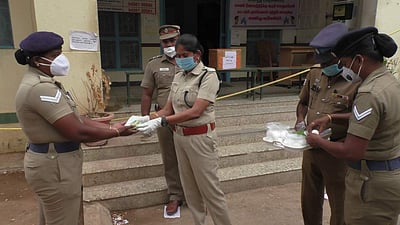 காவலர்களுக்கு தொடர் தொற்று: மணப்பாறை காவல்நிலையம் மூடல்