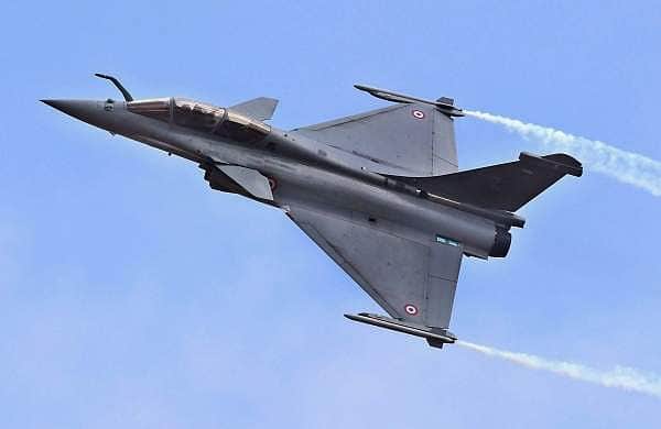 அணுகுண்டுகளைத் தாங்கும் போர் விமானங்களை வாங்கும் பிரிட்டன்!