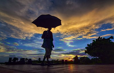 கோவை, நீலகிரிக்கு ரெட் அலர்ட்! 10 மாவட்டங்களில் இன்று கனமழைக்கு வாய்ப்பு!