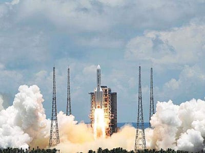 செவ்வாய் கோளுக்கான சீனாவின் முதல் விண்கலம் விண்ணில் நிலைநிறுத்தம்